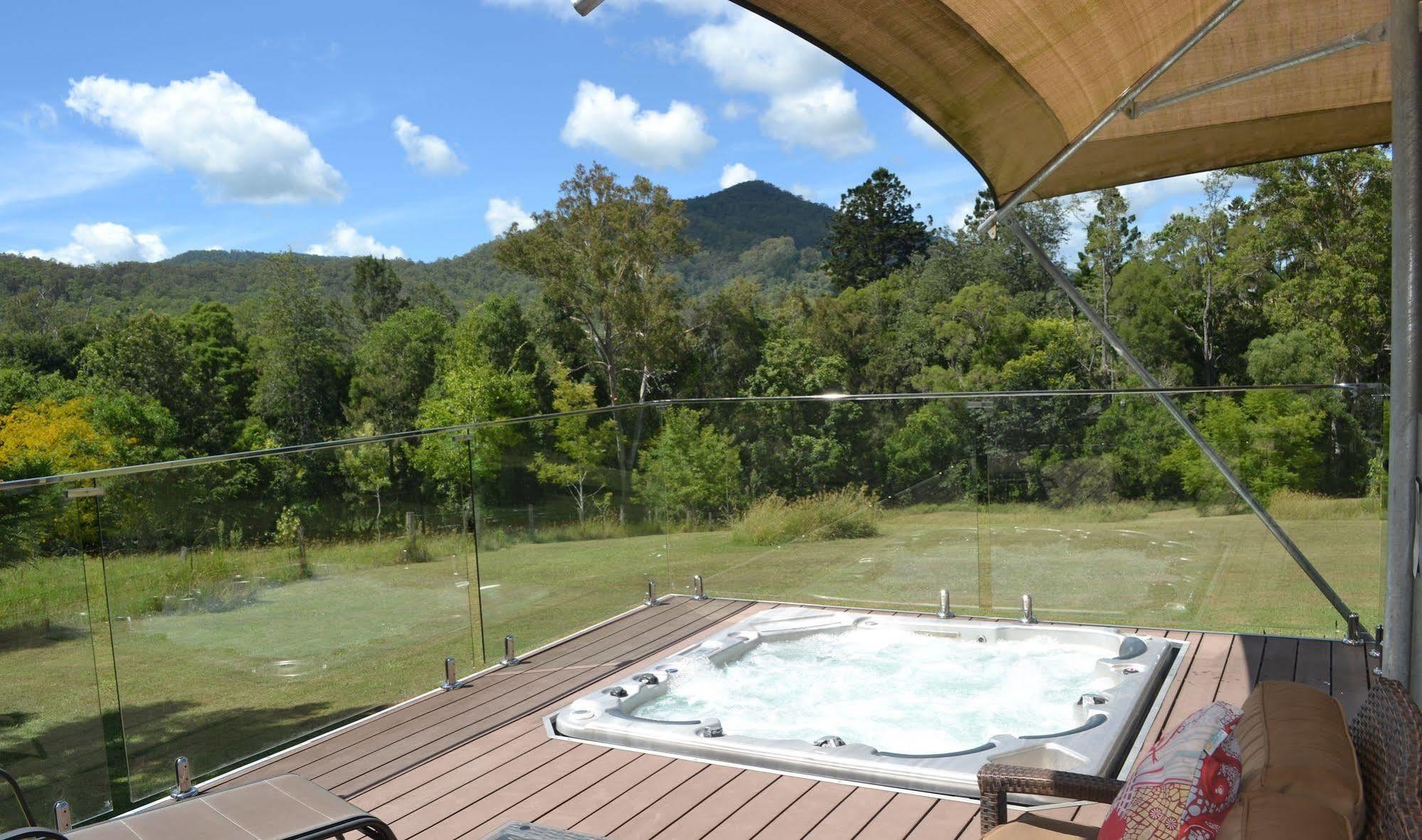 Tuckers Retreat Hotel Canungra Bagian luar foto