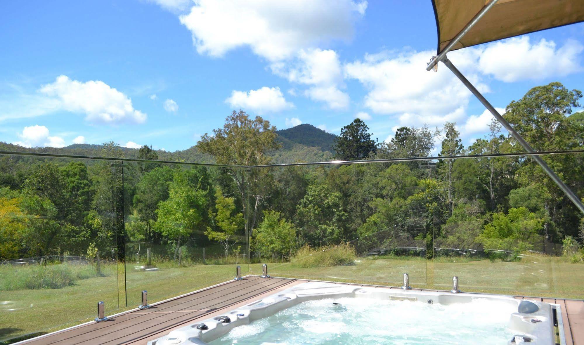 Tuckers Retreat Hotel Canungra Bagian luar foto